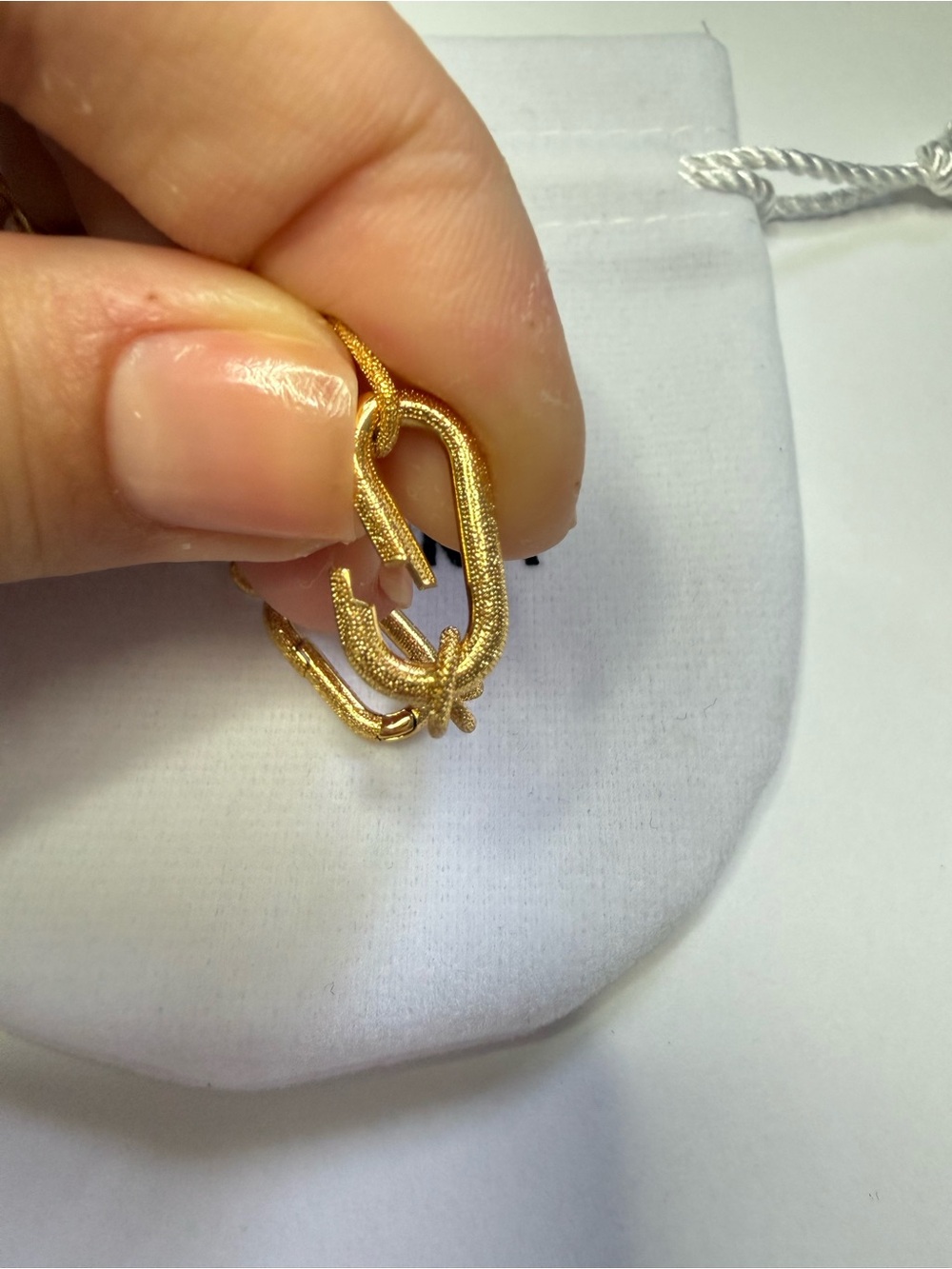 Pandora Small-Link Chain Bracelet
14k gold plating 7 inch - Picture 8 of 10